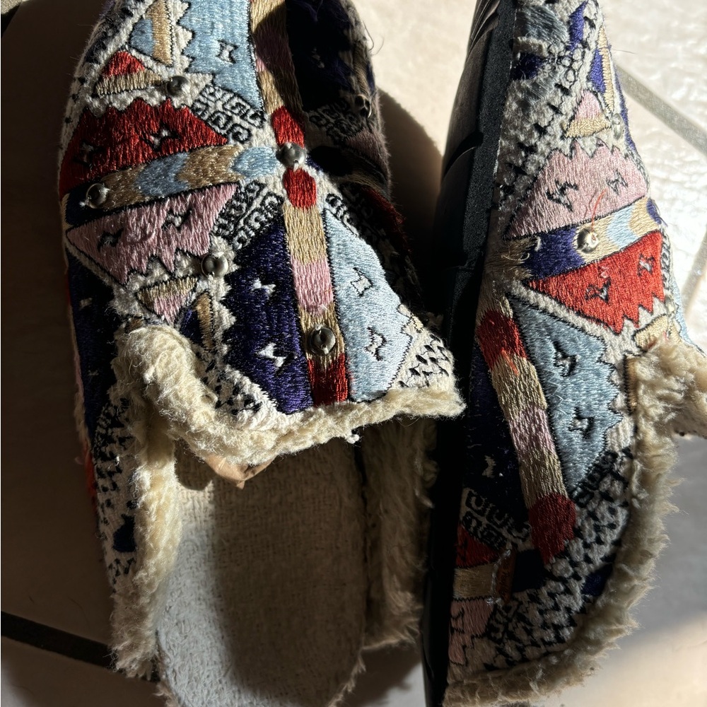 Colorful Free People Embroidered Slippers - Picture 7 of 8